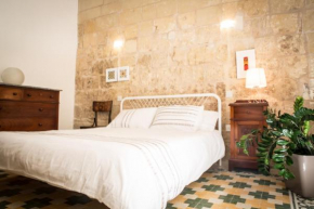 Отель Valletta Luxury Boutique Apartment St Ursula  Валетта
